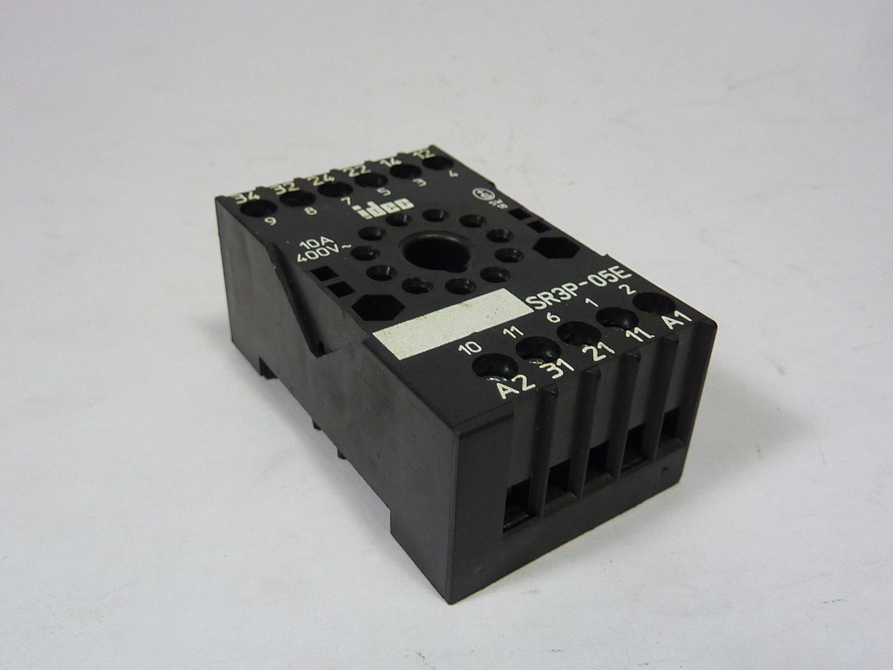 IDEC SR3P-05E 10A 400V Relay Base/Socket USED