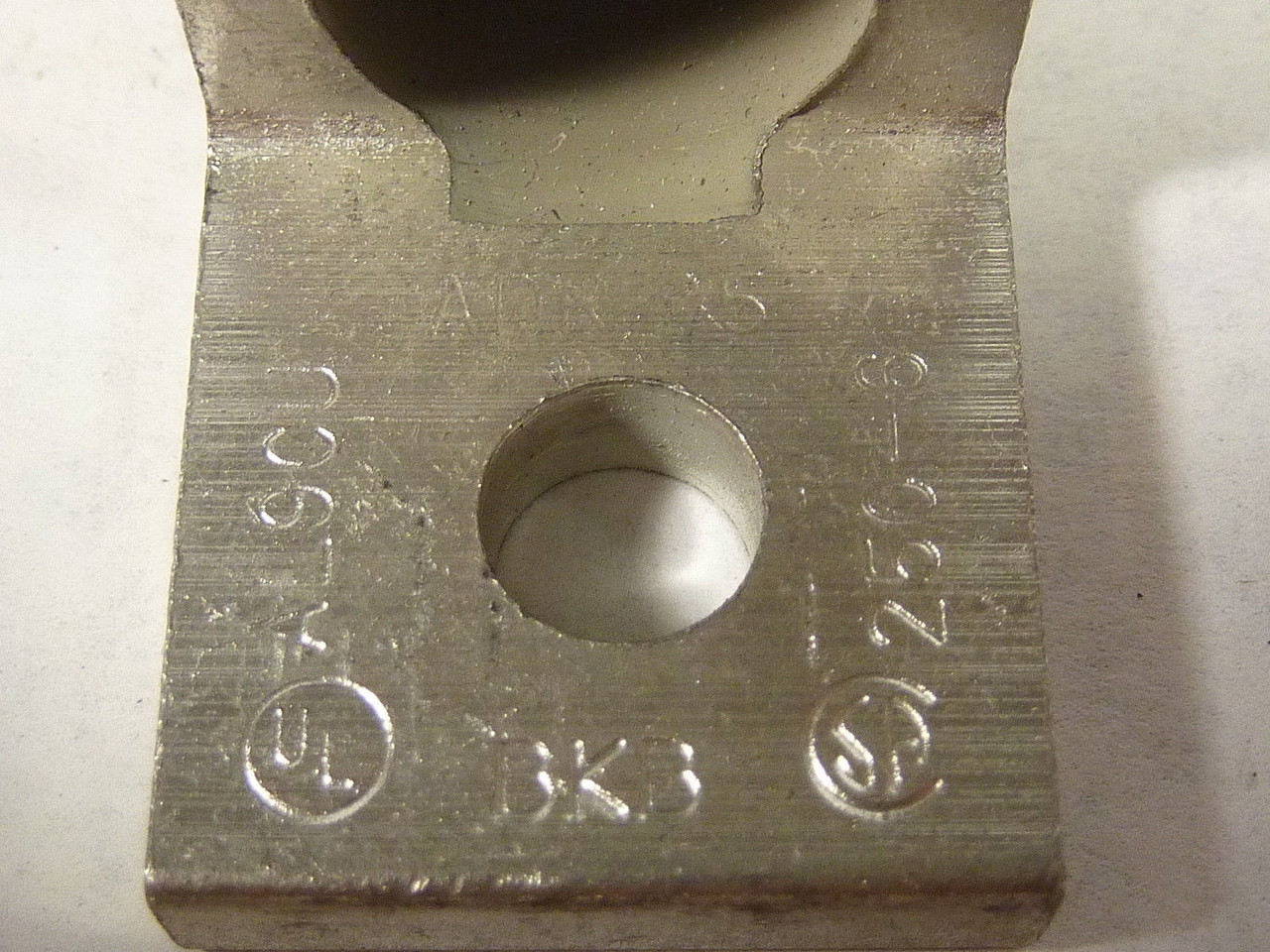 Blackburn ADR-25 Terminal Lug 250 kcmil 6AWG AL9CU NOP