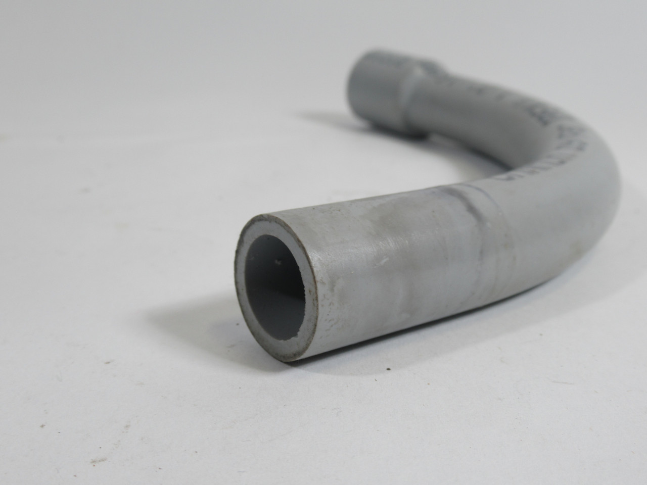 Ipex EE1090 Rigid Conduit 90Degree Elbow W/ Solvent Bell End 1/2" USED