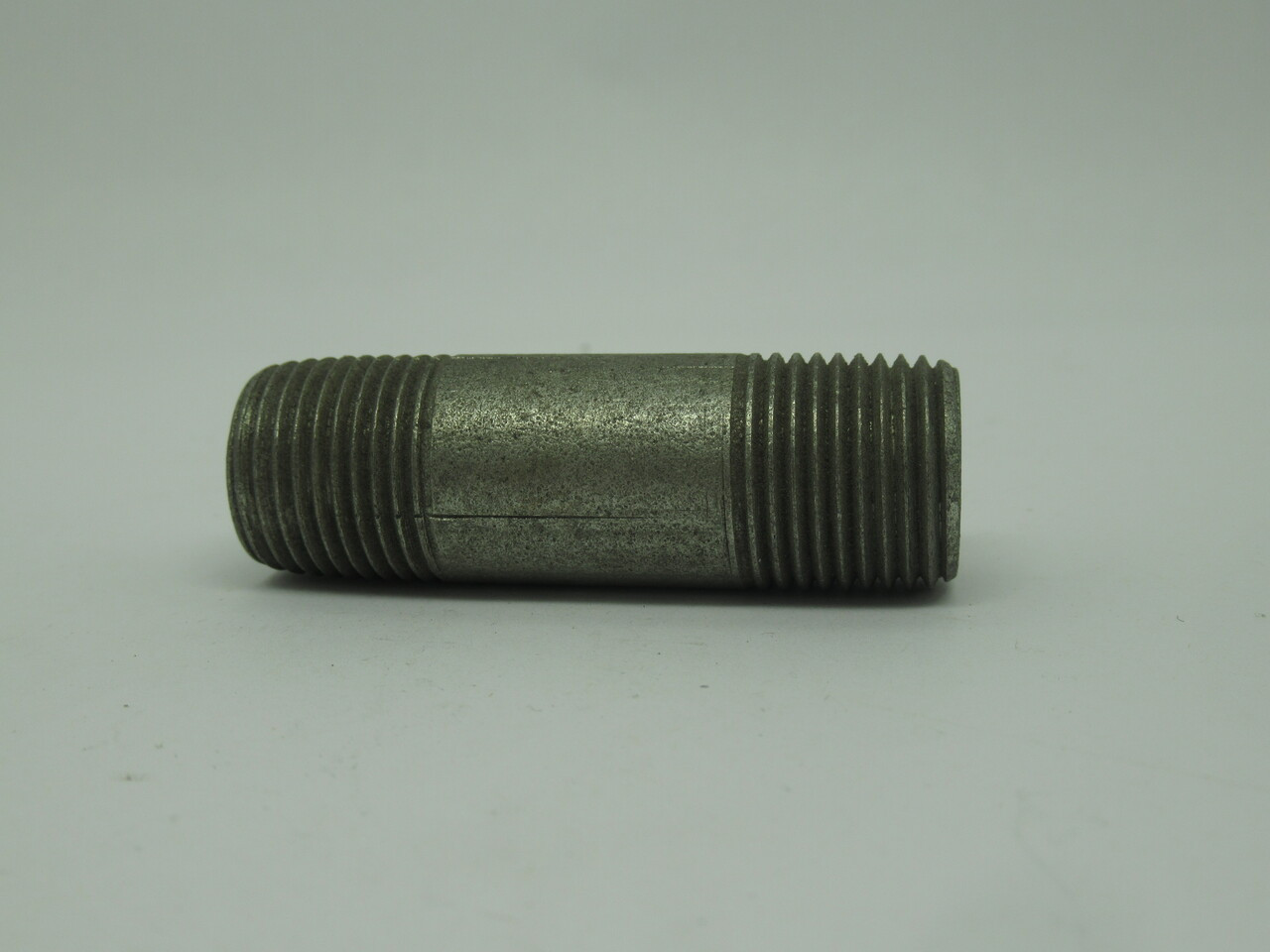 Generic Conduit Nipple 5/8"NPT 2-1/2" Length USED