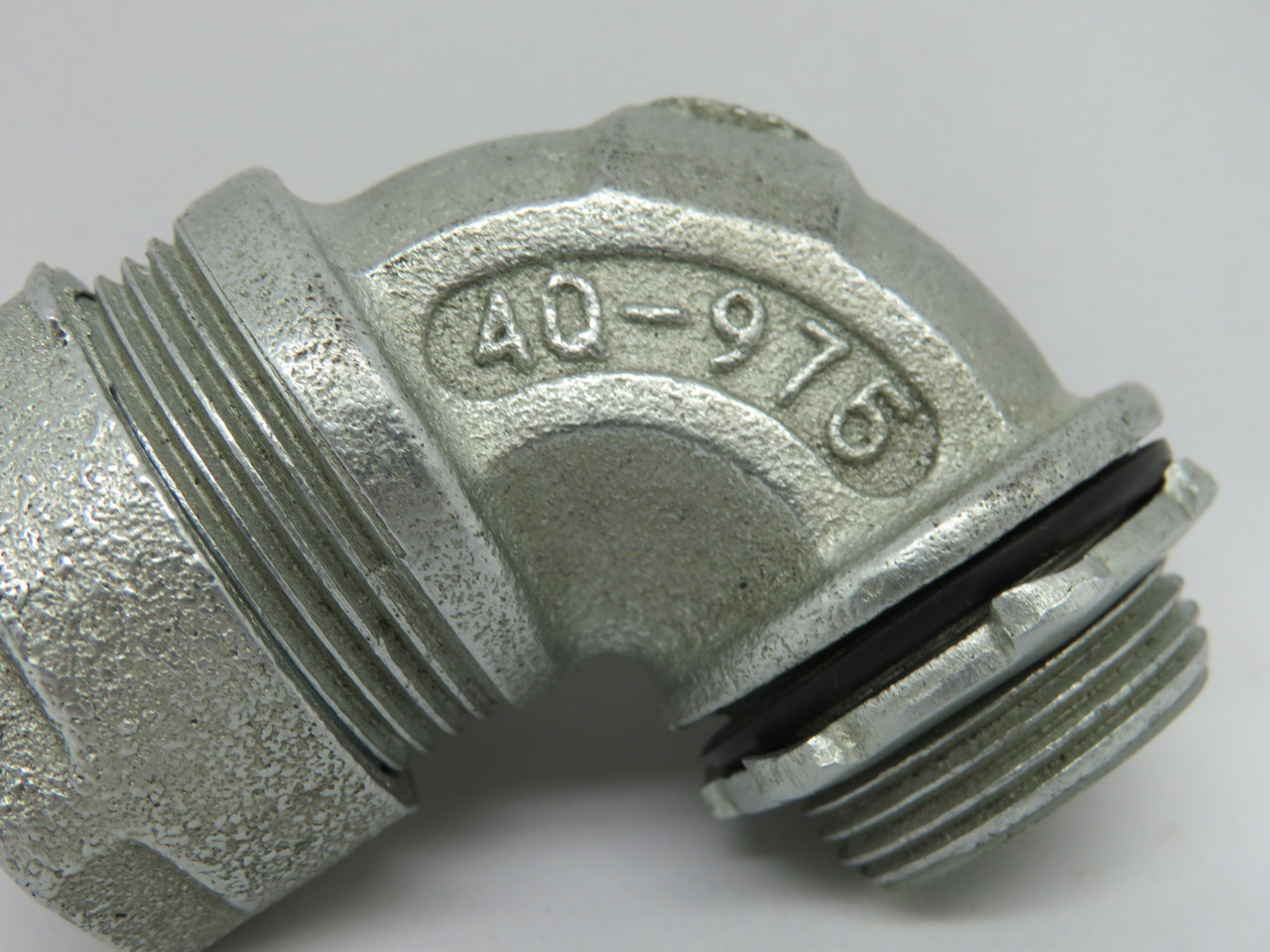 O-Z/Gedney 4Q-975T Liquid Tight Connector 90Deg 3/4" Insulated Throat USED