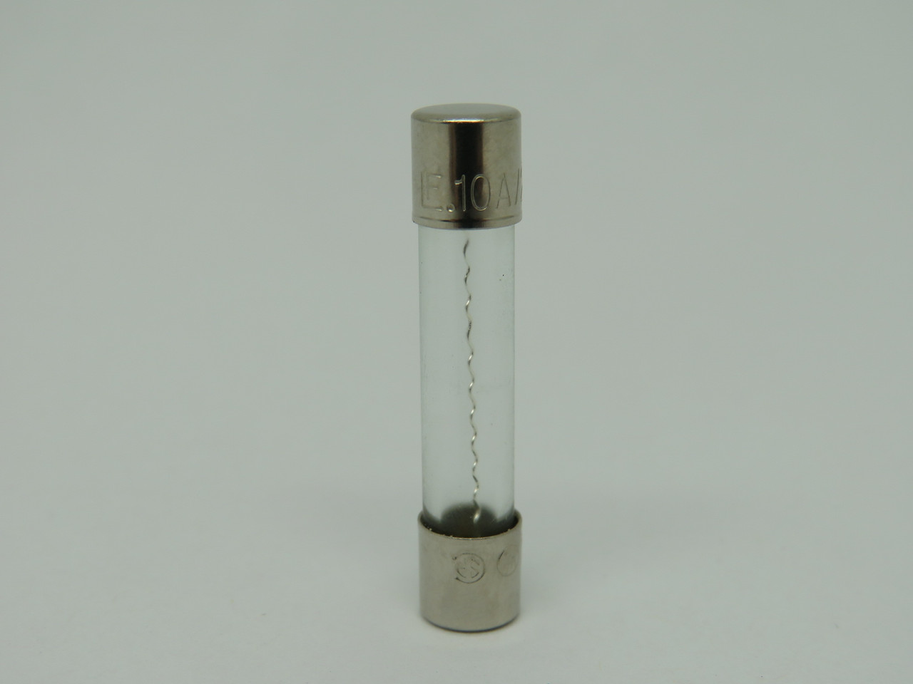 Littelfuse 0312010.VXP Fast-Acting Glass Fuse 10A 250V 5-Pack NEW