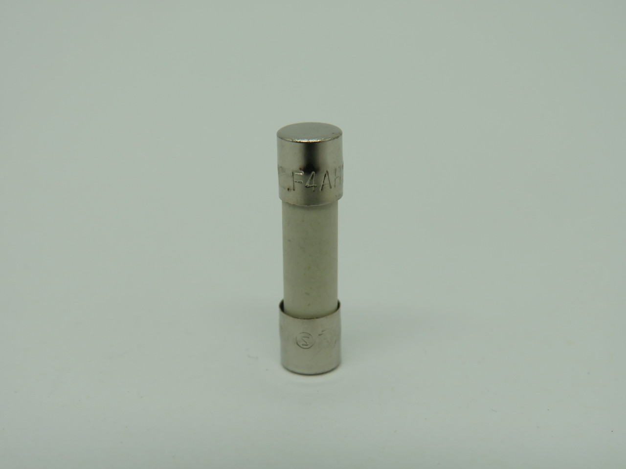 Littelfuse 0216004.VXP Fast-Acting Ceramic Fuse 4A 250V 5-Pack NEW