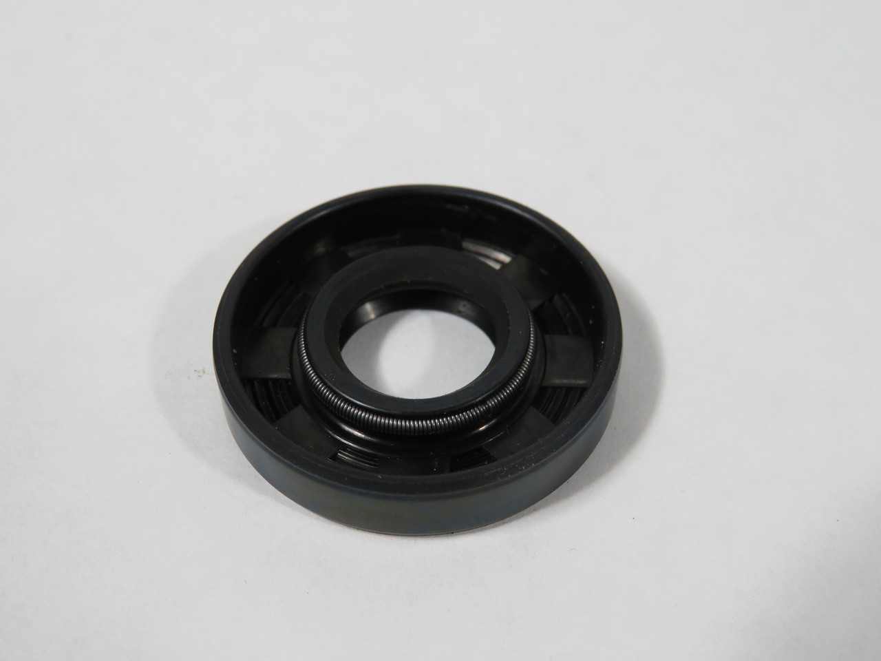 Daemar 15357AS-DL Double Lip Nitrile Oil Seal 15mm ID 35mm OD 7mm W NOP