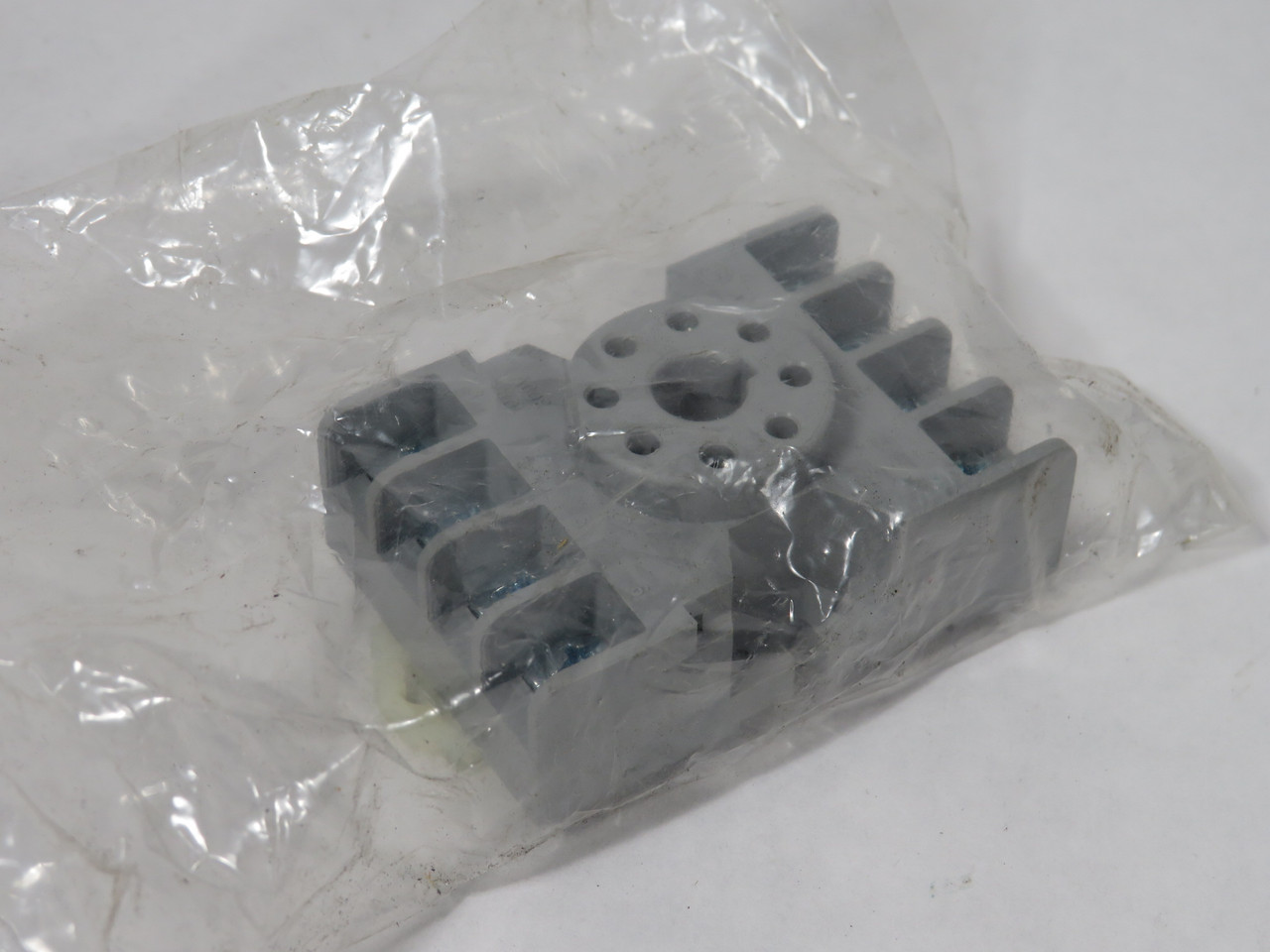 Tyco Potter & Brumfield 27E891 Relay Socket 300V 10A 8-Pin NOP