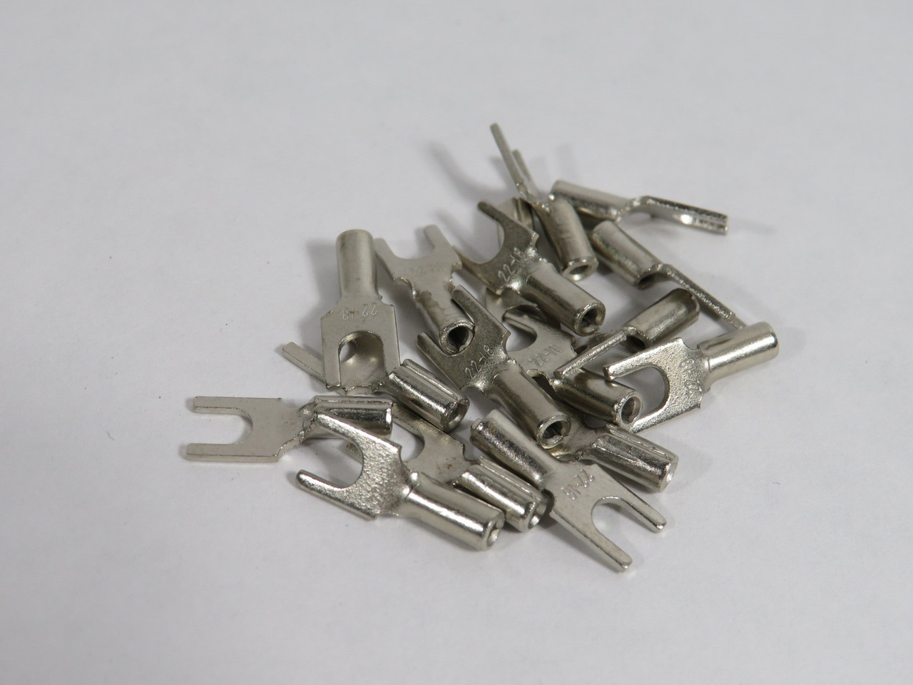 Generic Spade/Fork Terminal 22-18ga 4-6 Stud w/Thin Ends Lot of 17 NOP