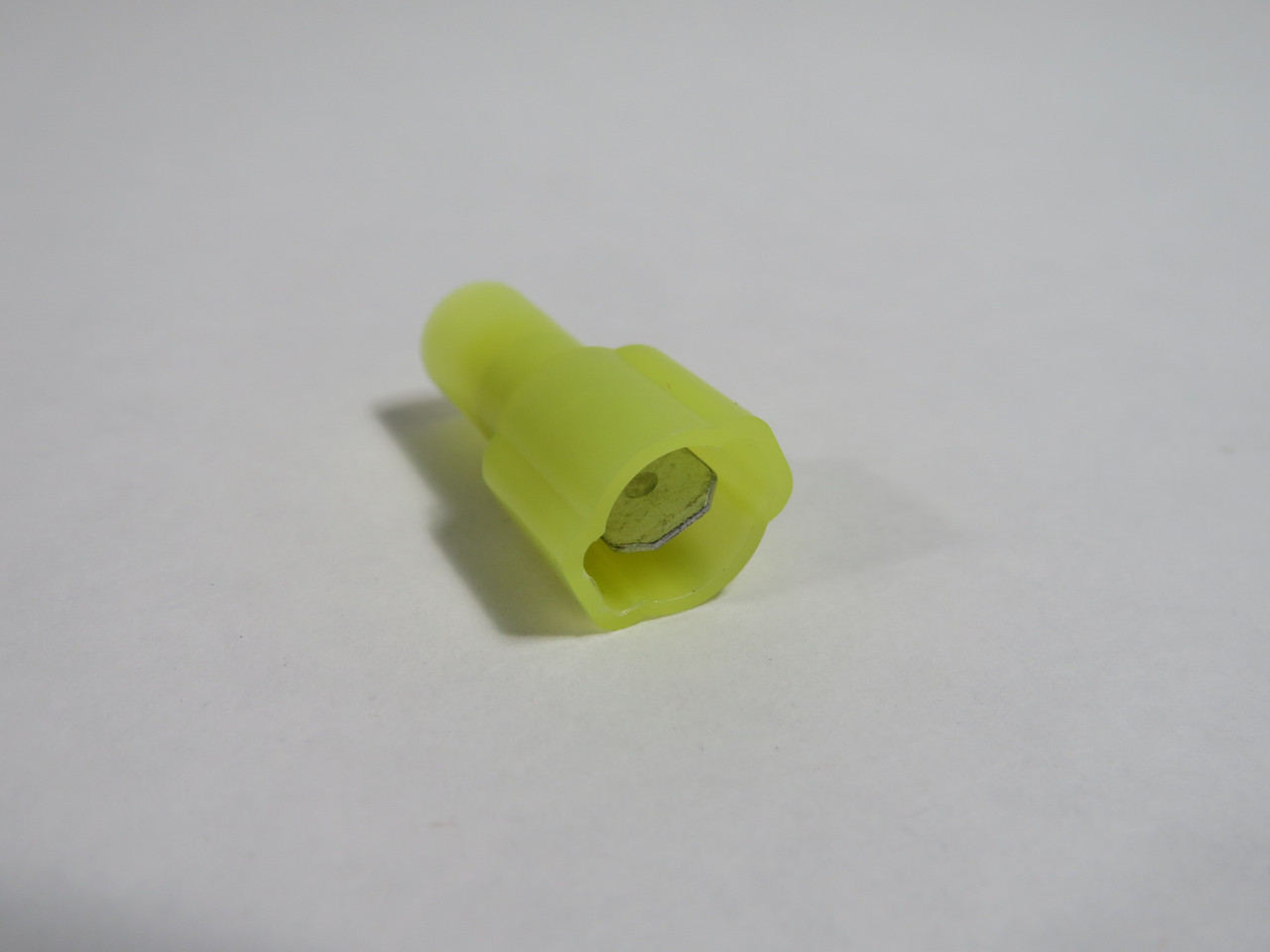 Generic Insulated Male Push-On Terminal 12-8AWG .250" Tab Lot of 29 NOP