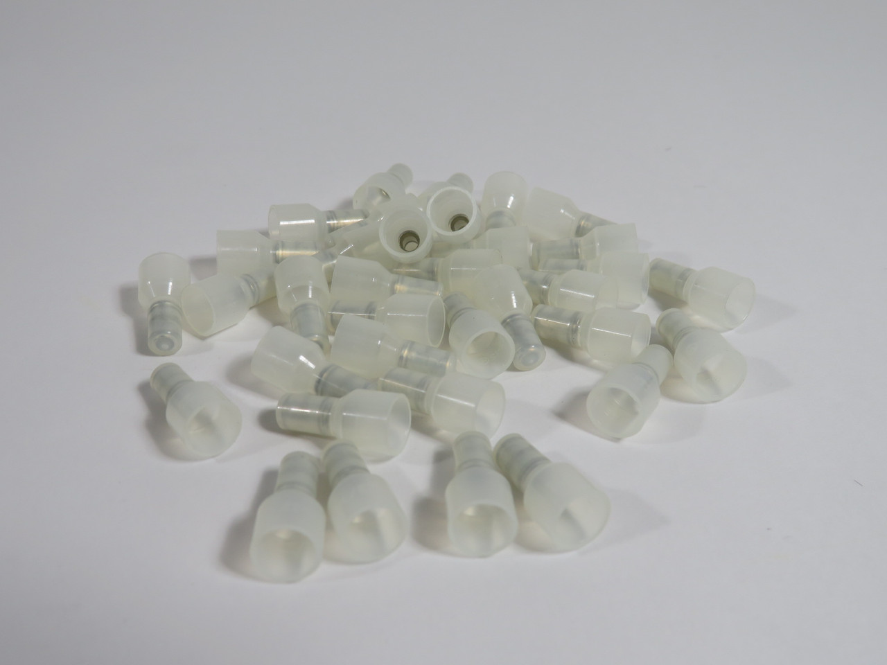 Molex ETC Insulated End Cap 22-12AWG Lot of 35 NOP