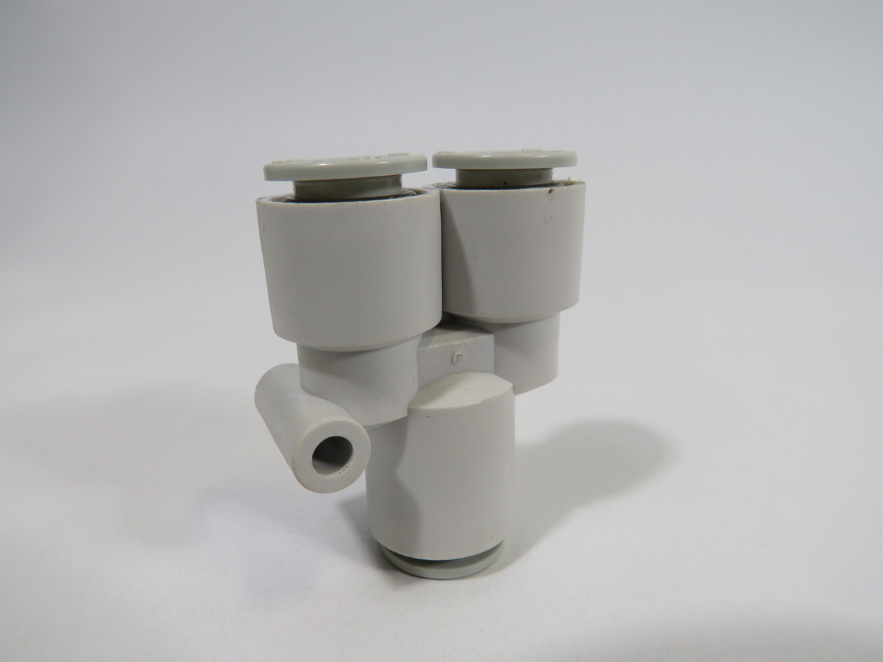 SMC KQ2U10-00 Push-In Union Y Fitting 10mm Tube OD ! NOP !