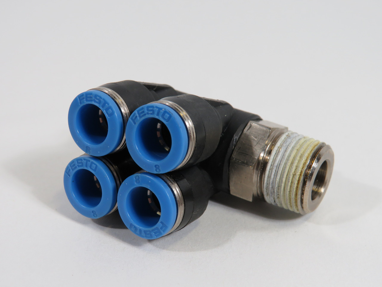 Festo 153236 QSLV4-3/8-8 Multiple Distributor R3/8" Thread 8mm Tube OD USED