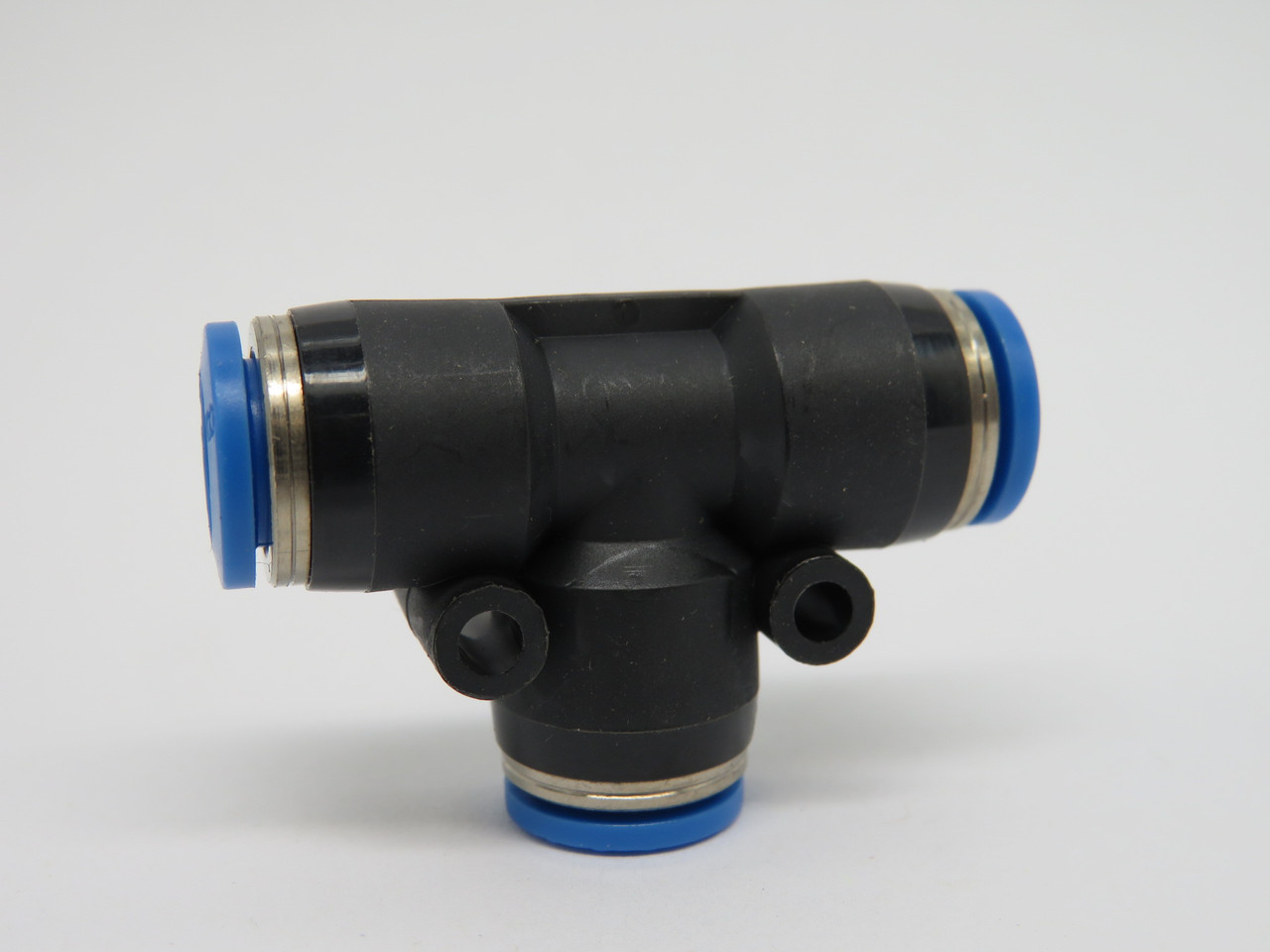 Festo 153130 QST-8 Push-In T-Fitting 8mm Tube OD ! NOP !