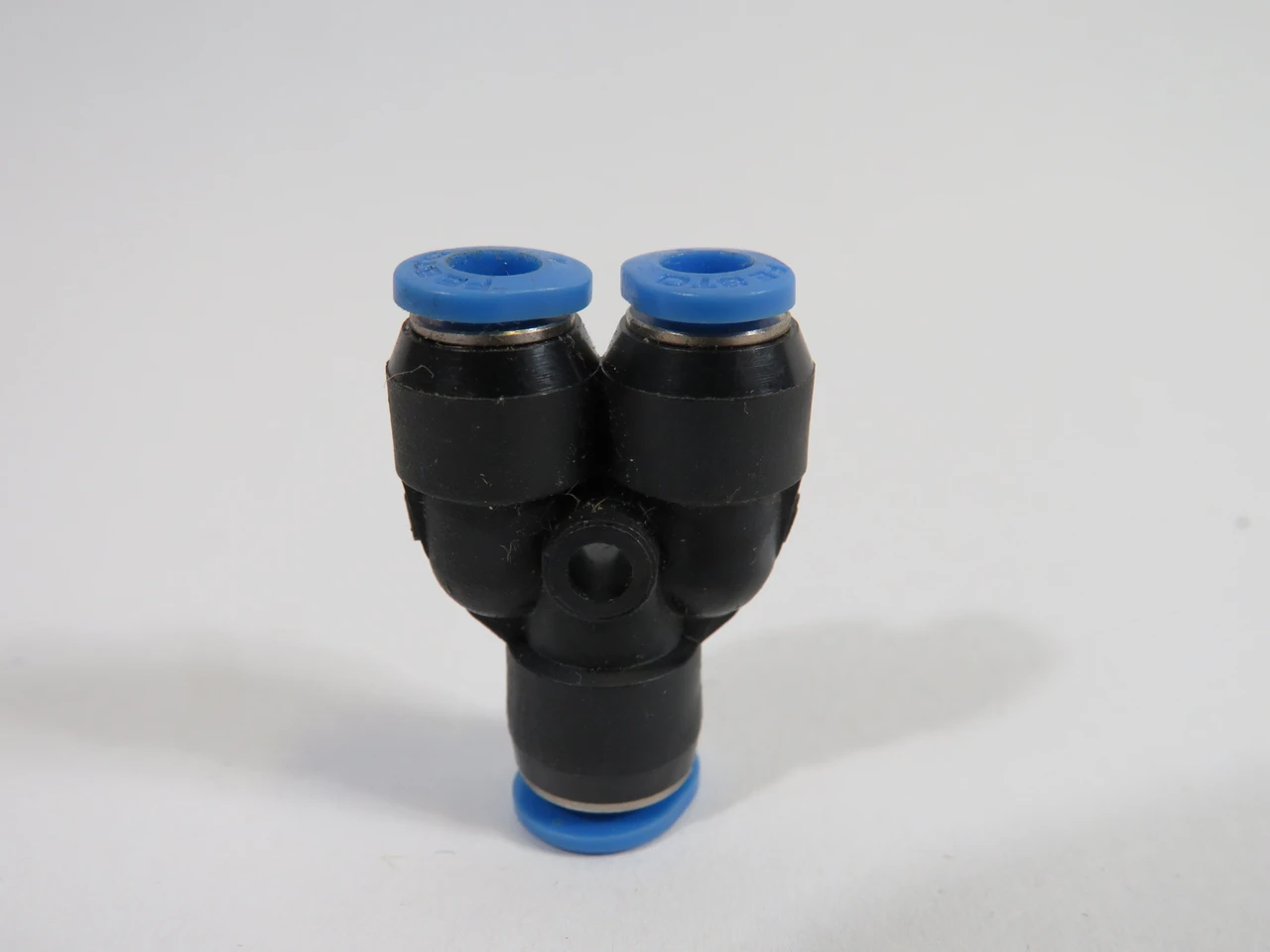 Festo 153374 QSMY-6-4 Push-In Y-Connector 6mm/4mm Tube OD ! NOP !
