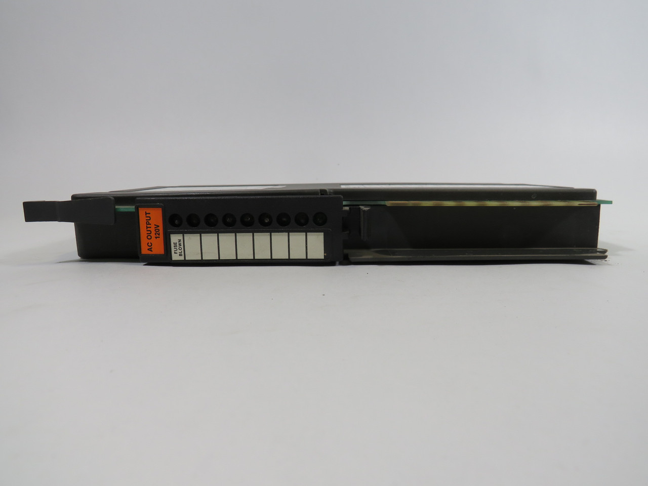 Allen-Bradley 1771-OA AC Output Module 120V Series B Rev. R02 USED