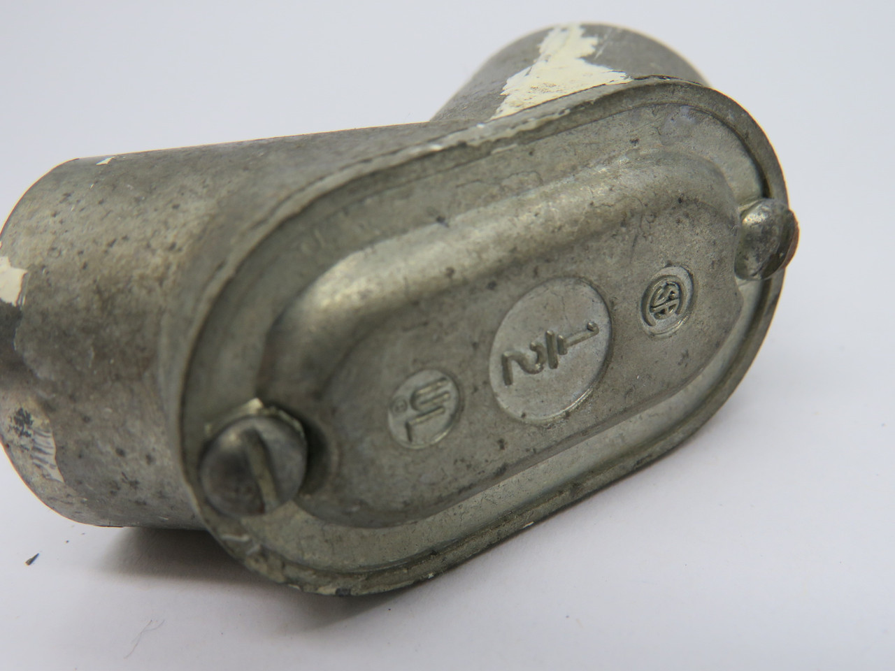 Halex 34505 EMT/Rigid-to-EMT/Rigid Combination Elbow Malleable Iron USED