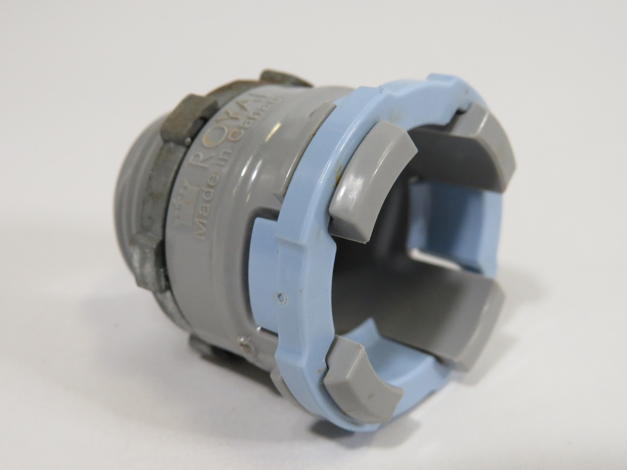 Royal RKTA15 ENT Threaded Terminal Adapter 3/4" SHELF WEAR NOP