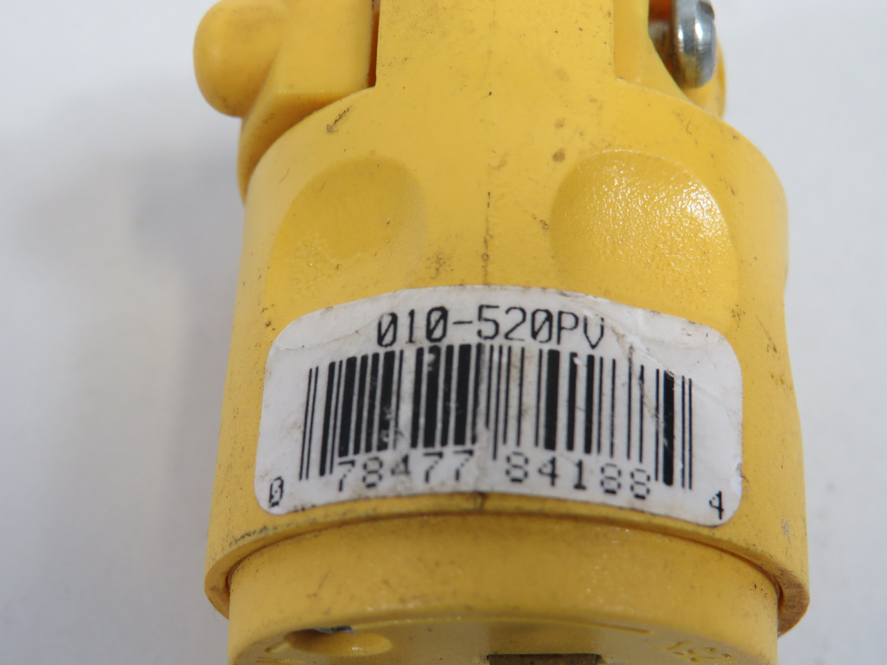 Leviton 010-520PV Plug 20A 125V 3W 2P 5-20P USED