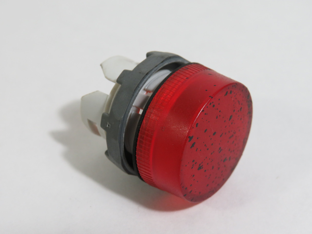 ABB ML1-100R Pilot Light Operator Red No Lens 1SFA611400R1001 USED