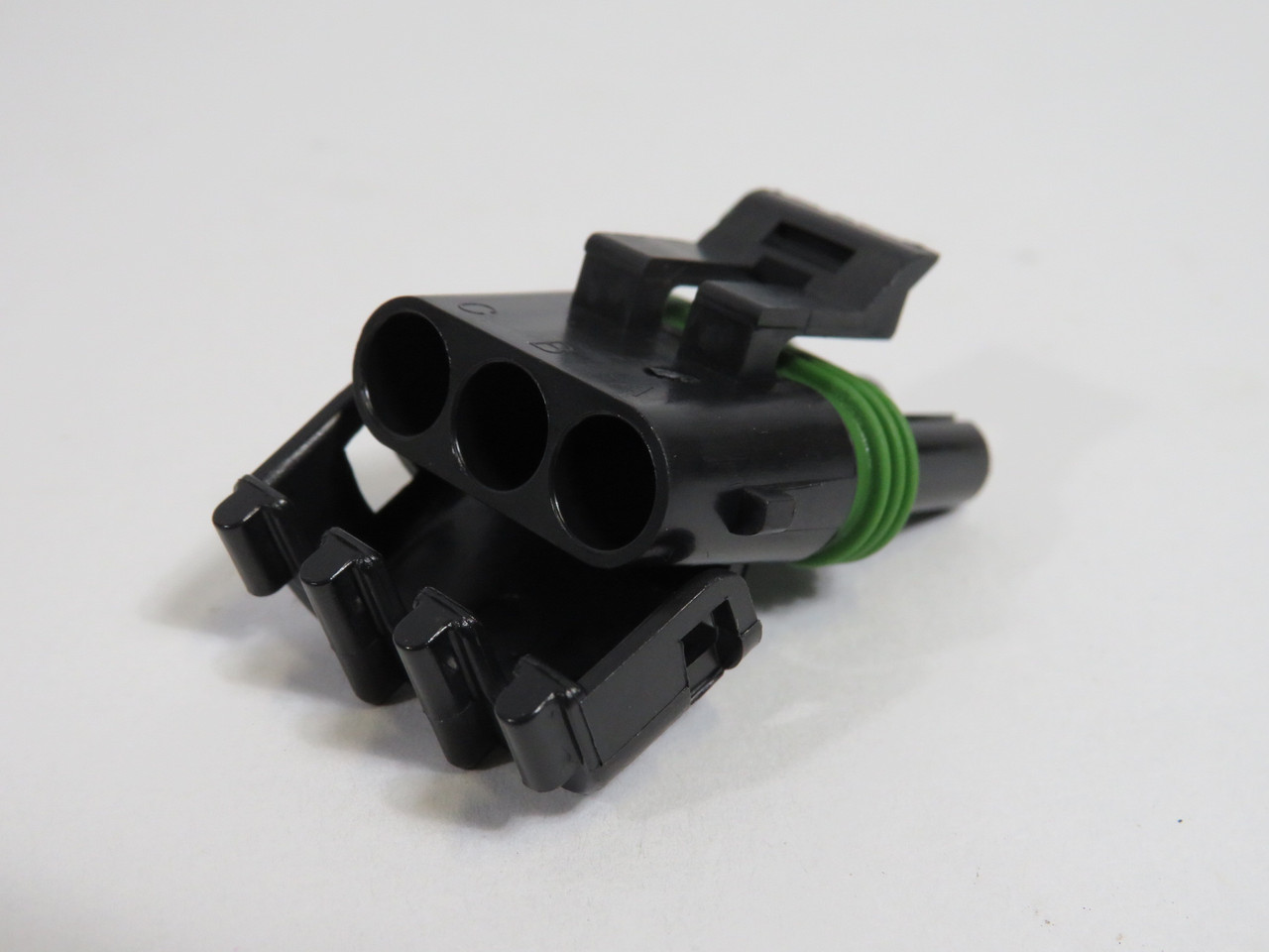 Generic 7352-1 Fuel Shut-Off Solenoid Connector 3-Position ! NWB !