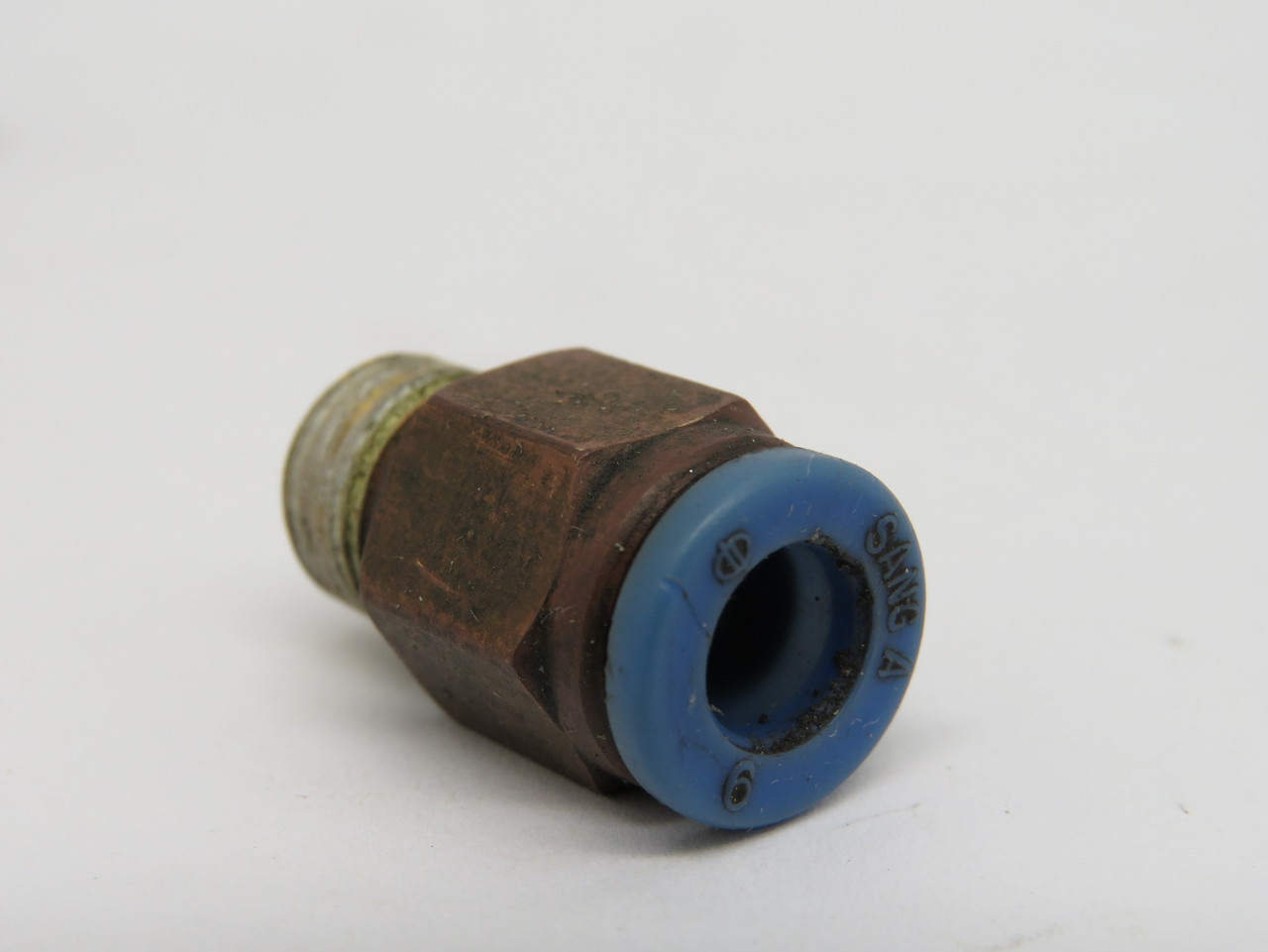 Sang-A PC06-N01U Push-In Straight Fitting 1/8" NPT 6mm Tubing OD Lot of 2 USED