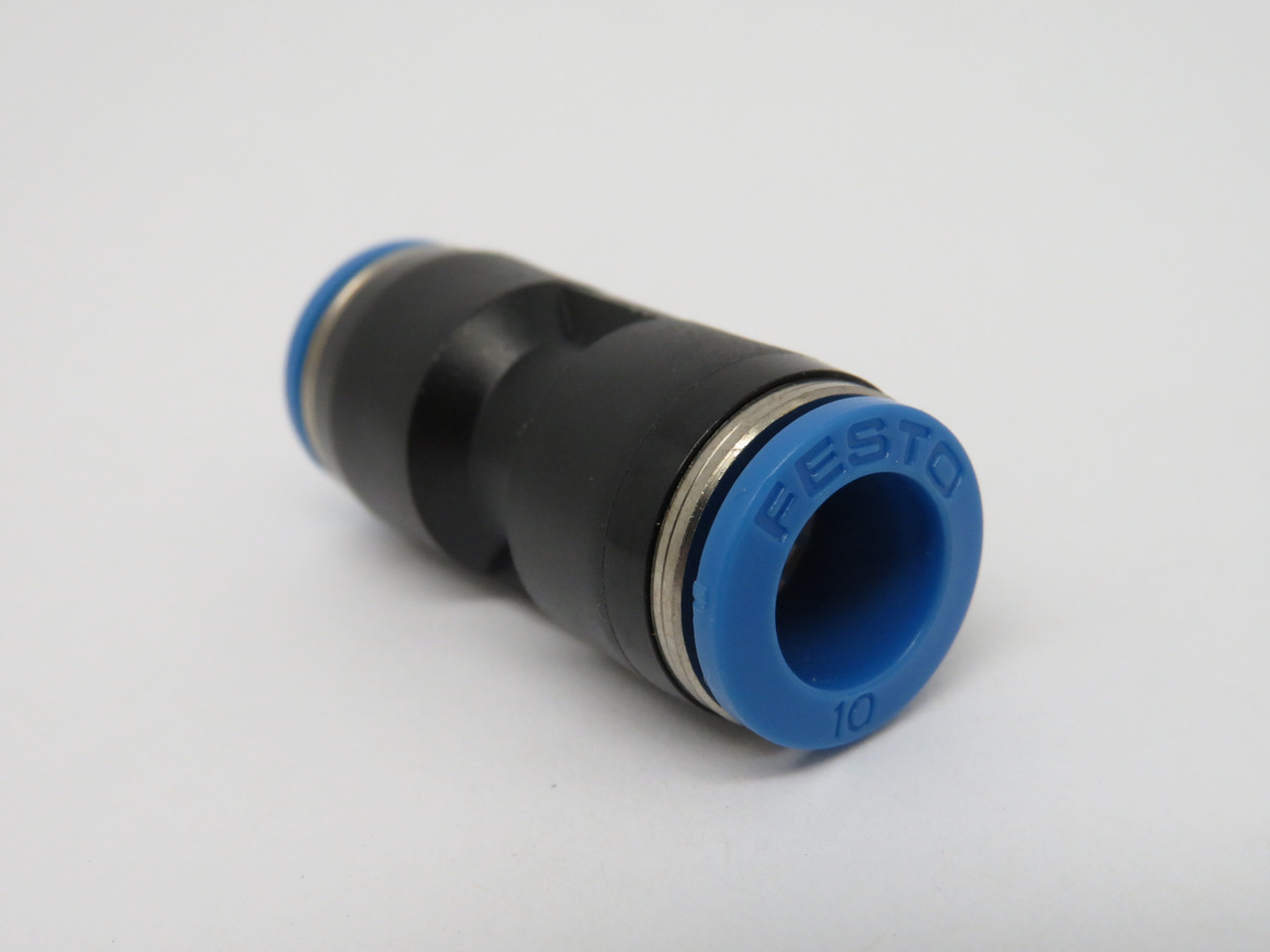 Festo 153034 QS-10 Push-In Connector 10mm Tubing OD NOP