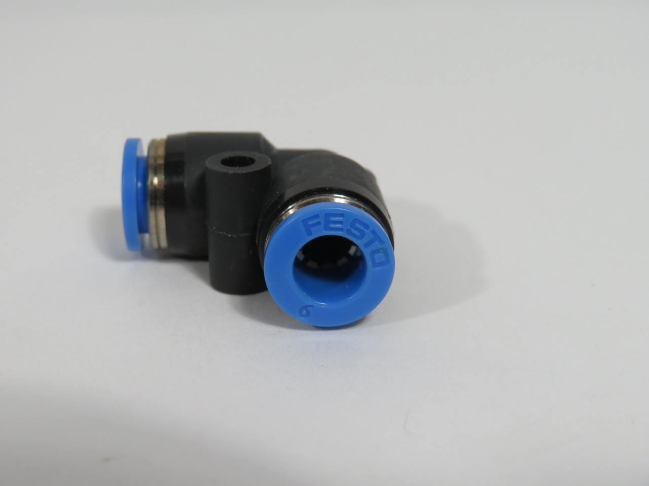 Festo 153071 QSL-6 Push-In L-Connector 6mm Tubing OD NOP