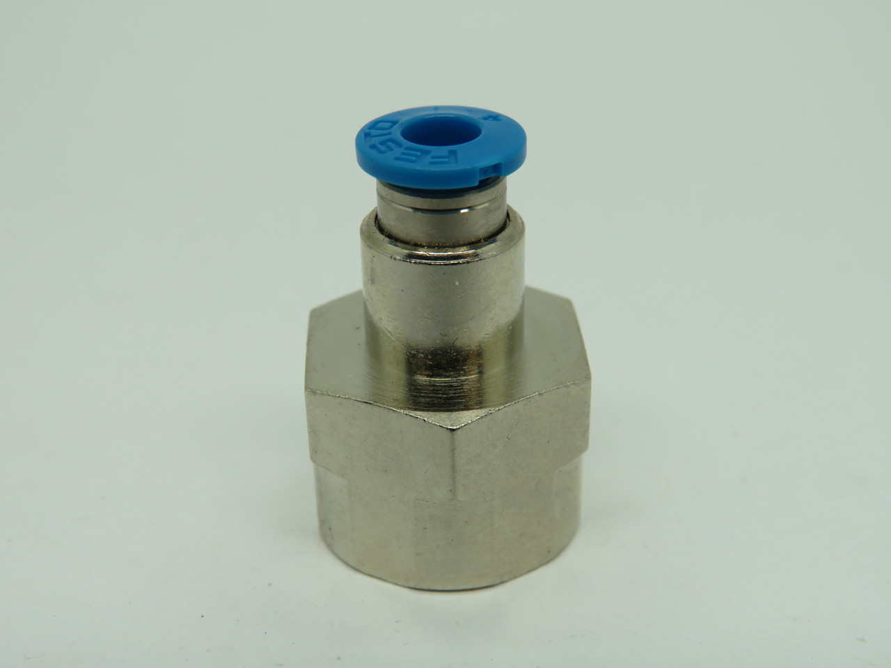 Festo 190650 QSF-1/4-4-B Push-In Fitting G1/4" Thread x 4mm Tubing OD NOP