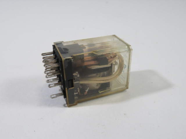 Matsushita HC4-H-DC24V Relay 5A 1/10Hp 125-250VAC 24VDC 14 Blade USED
