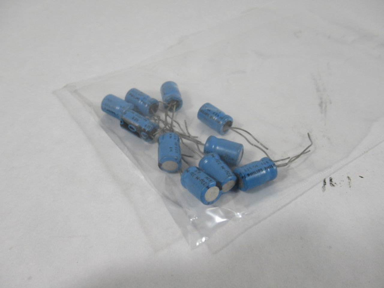 Philips 035GV Capacitor 63V 22uf Lot of 10 USED