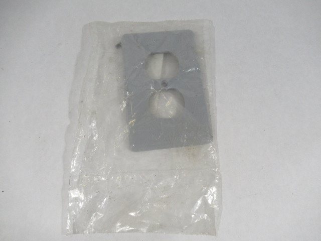 Scepter DRC1510 PVC Duplex Receptacle Cover ! NEW !