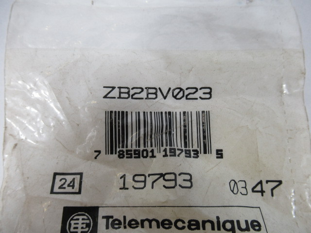 Telemecanique ZB2BV023 Pilot Light Lens Green ! NWB !