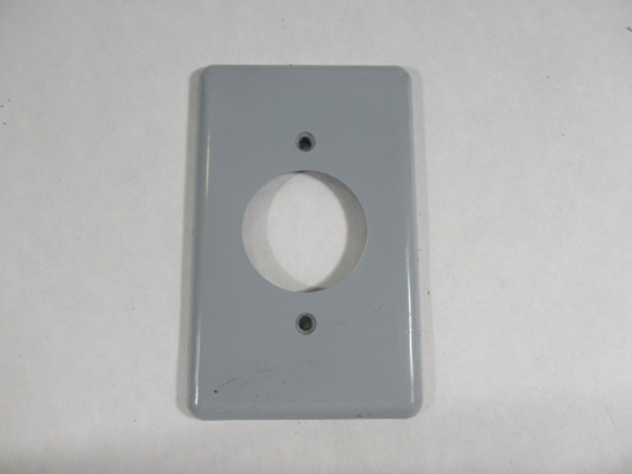 Scepter 20-3-RC-1510 Receptacle Cover Plate 2-1/2" Cut Out 4-3/4"x3" USED