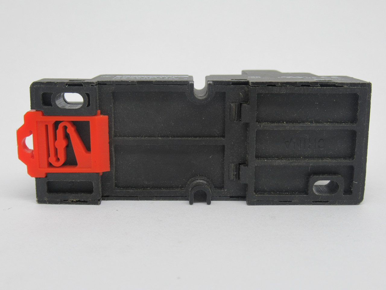 Telemecanique RXZE2M114 Relay Socket 250V 10A 14-Blade USED