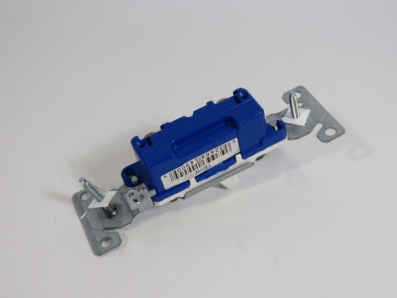 Eaton 1301W Toggle Switch 15A 120V 1P White ! NOP !