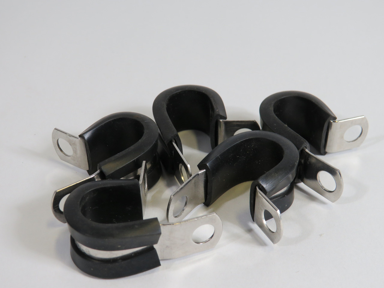 Umpco S325SSG8 Cushioned Stainless Cable Clamp 1/2" 1-Hole Lot of 5 USED