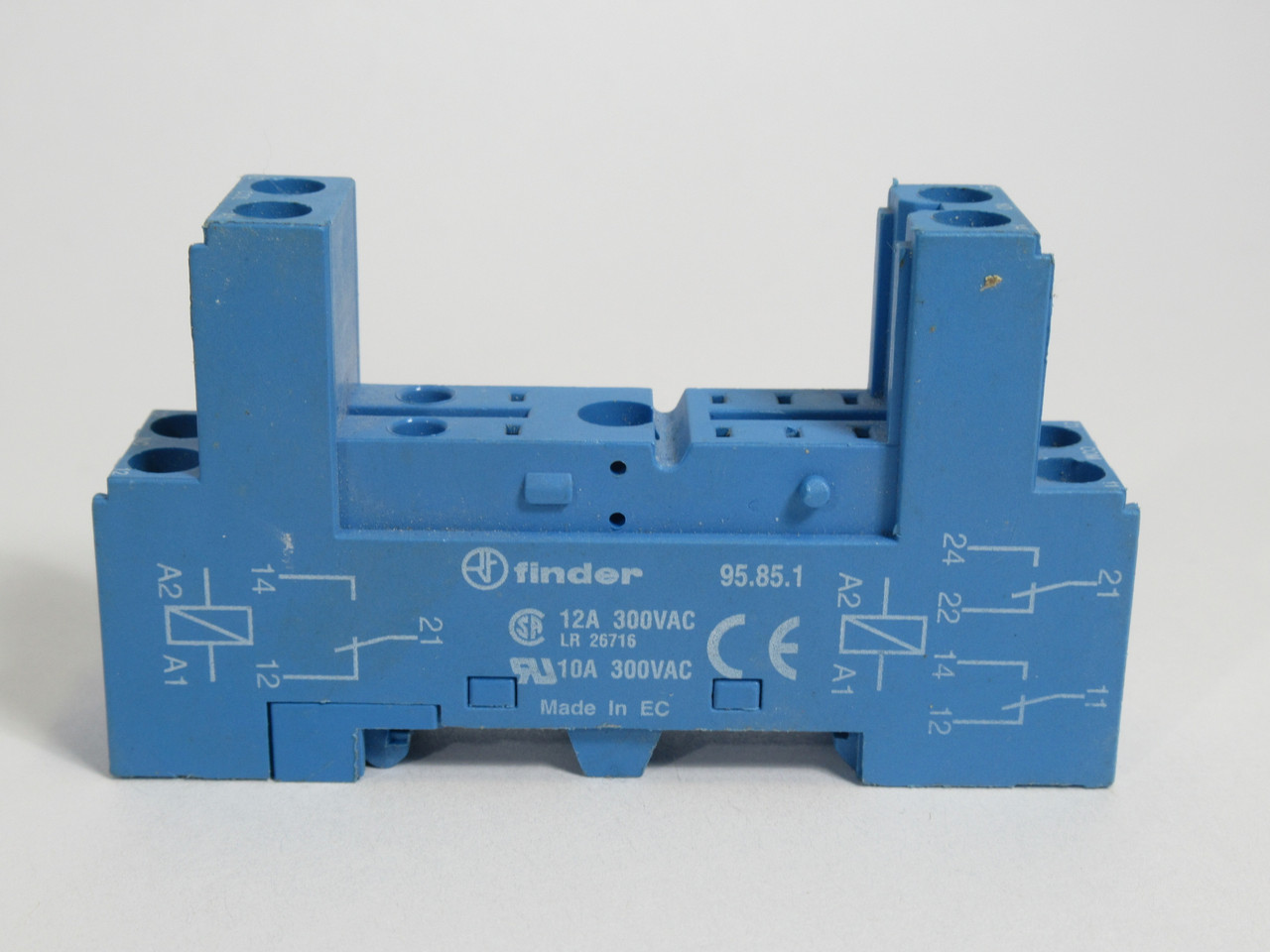 Finder 95.85.1 Relay Socket 300V 10/12A 8-Blade USED