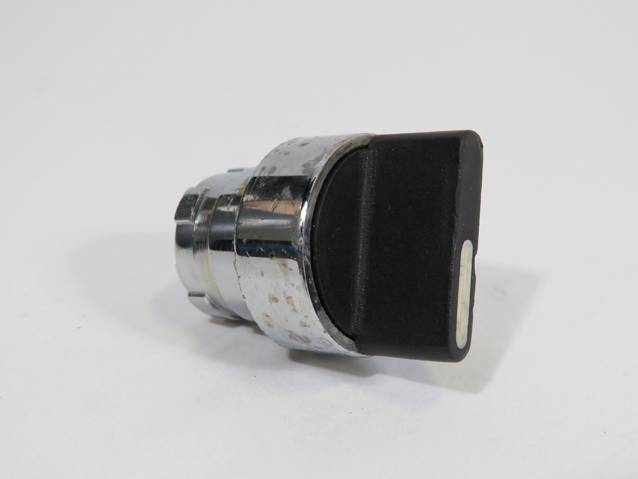 MCG MB2BD3 Selector Switch Operating Head 3-Position Maintained USED