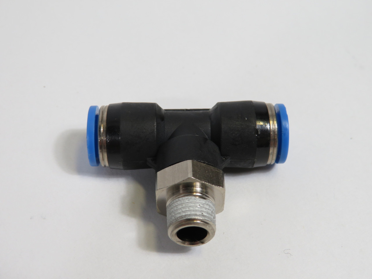 Festo 153109 QST-1/8-8 Push-In T-Fitting R1/8" Thread 8mm Tubing OD NOP