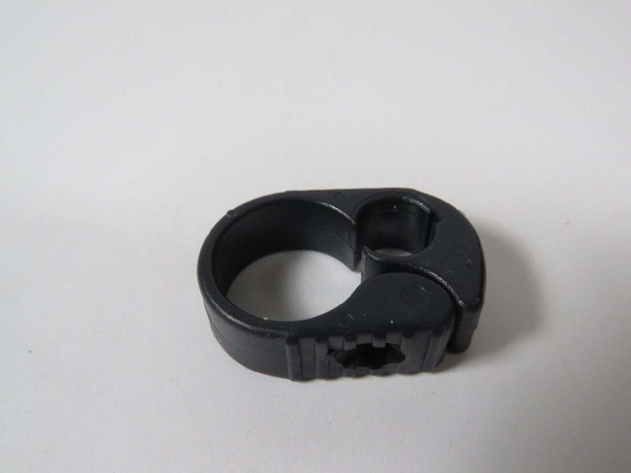 Festo 19275 Mounting Clamp for Sensor USED