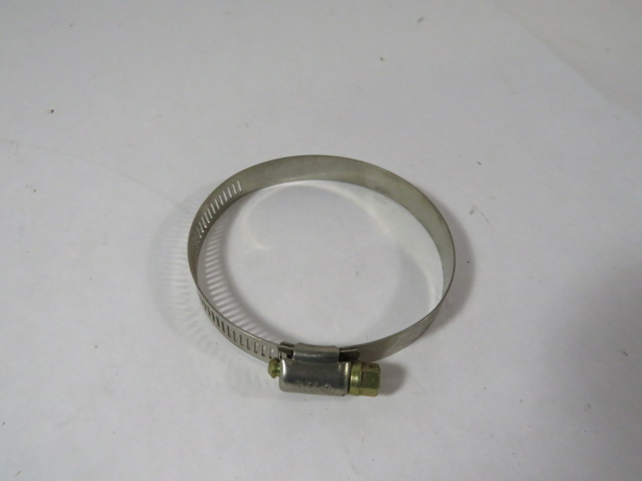 Generic 57-82 Adjustable Metal Worm Gear Hose Clamp 90-125mm USED