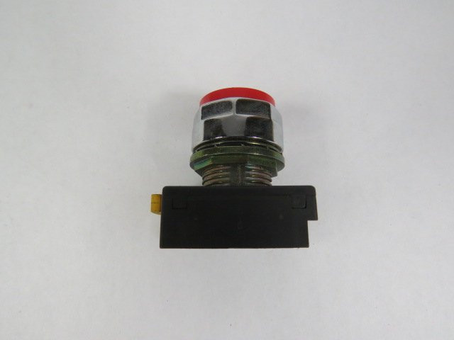 Eaton EM22E2 Red Extended Push Button Operator w/ Mounting Latch USED