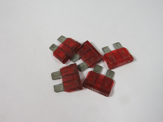 Littelfuse 0257010 Red Blade Fuse 10A Lot of 5 USED