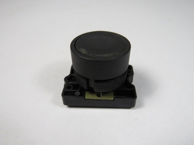 Telemecanique ZA2-BA2 Black Push Button Operator w/ Mounting Latch USED