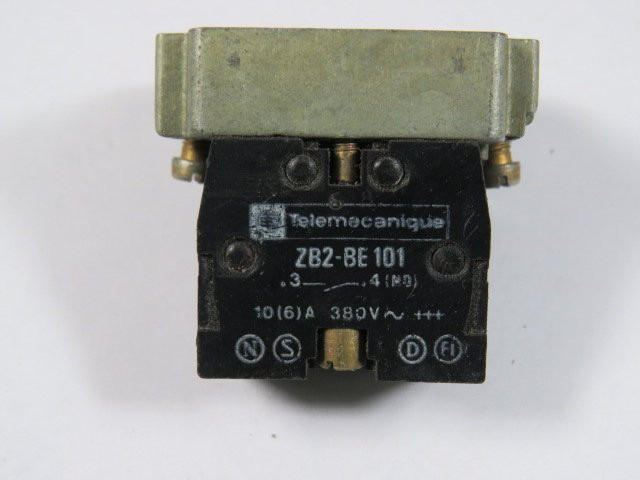 Telemecanique ZB2-BZ101 Contact Block w/ Mounting Base 380V 1NO USED