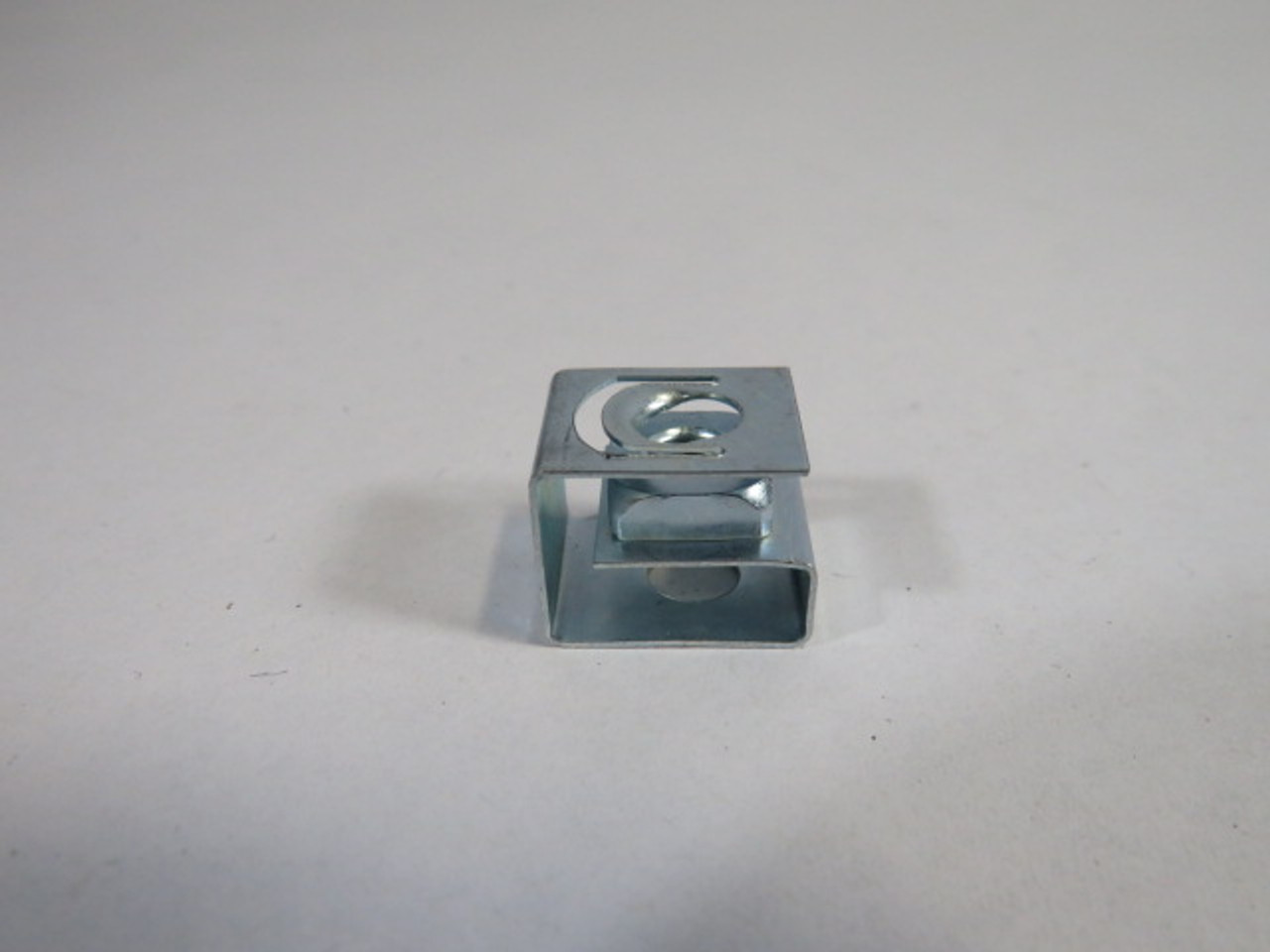 Generic D-1032 Nut Retainer Lot of 8 USED