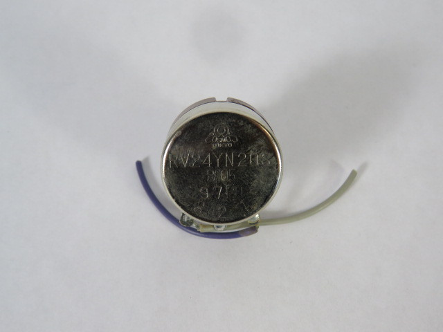 Cosmos RV24YN20SB105 Potentiometer USED