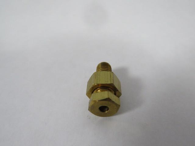 Generic 66772 Tube Fitting 1/8" OD USED