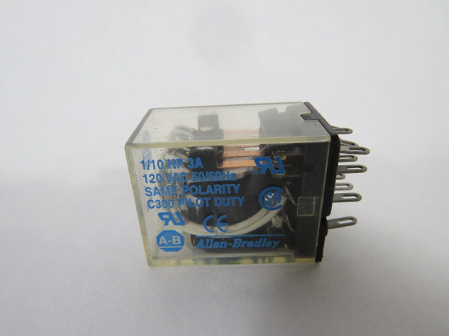 Allen-Bradley 700-HC14Z24 Series B Relay 3A 24VDC 14-Pin USED