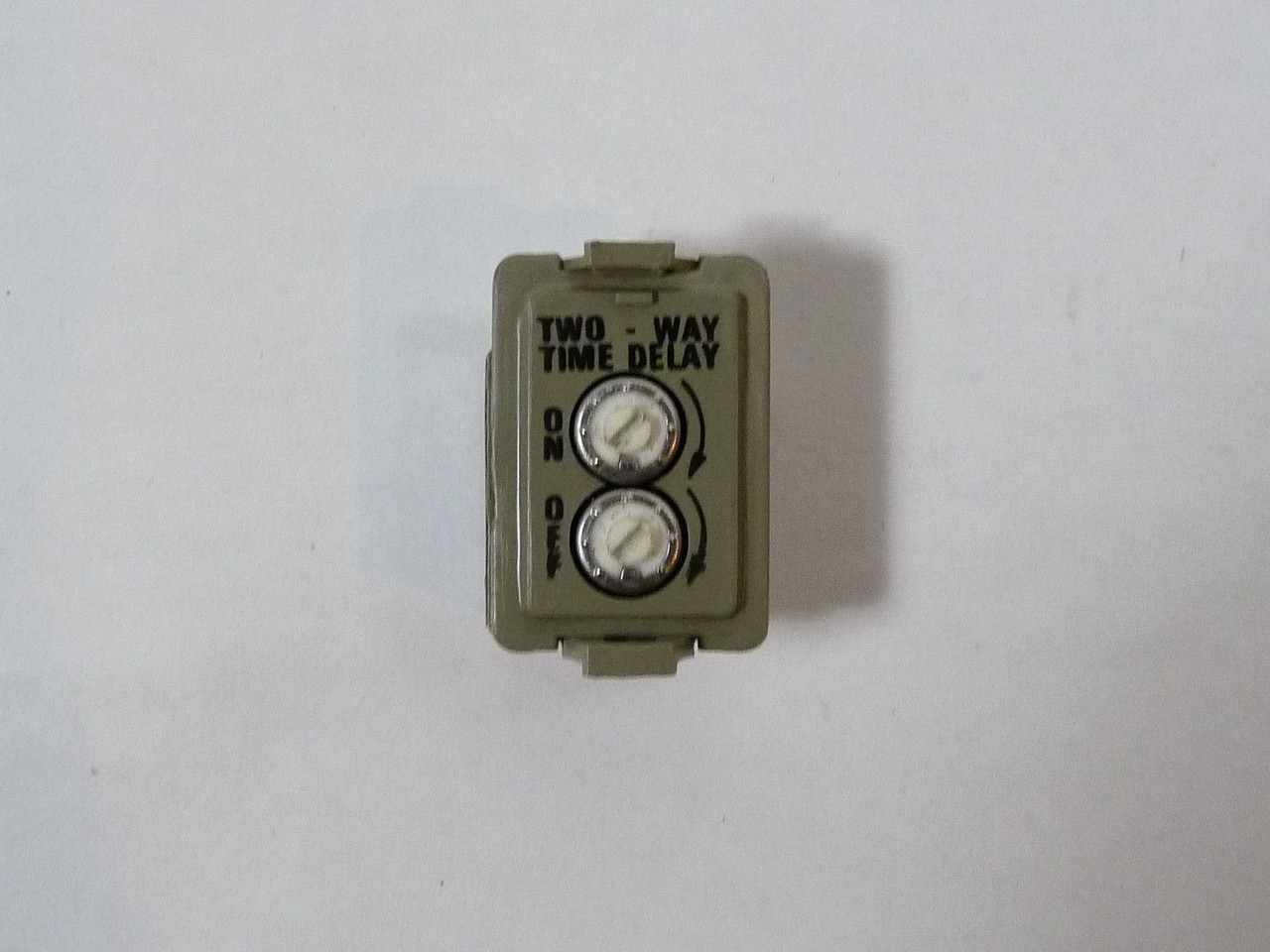 Allen-Bradley 60-1790 On/Off Plug In Delay Module USED