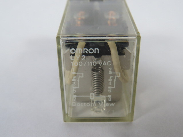 Omron LY2-100/110VAC Relay 10A 100/110VAC 8-Pin USED