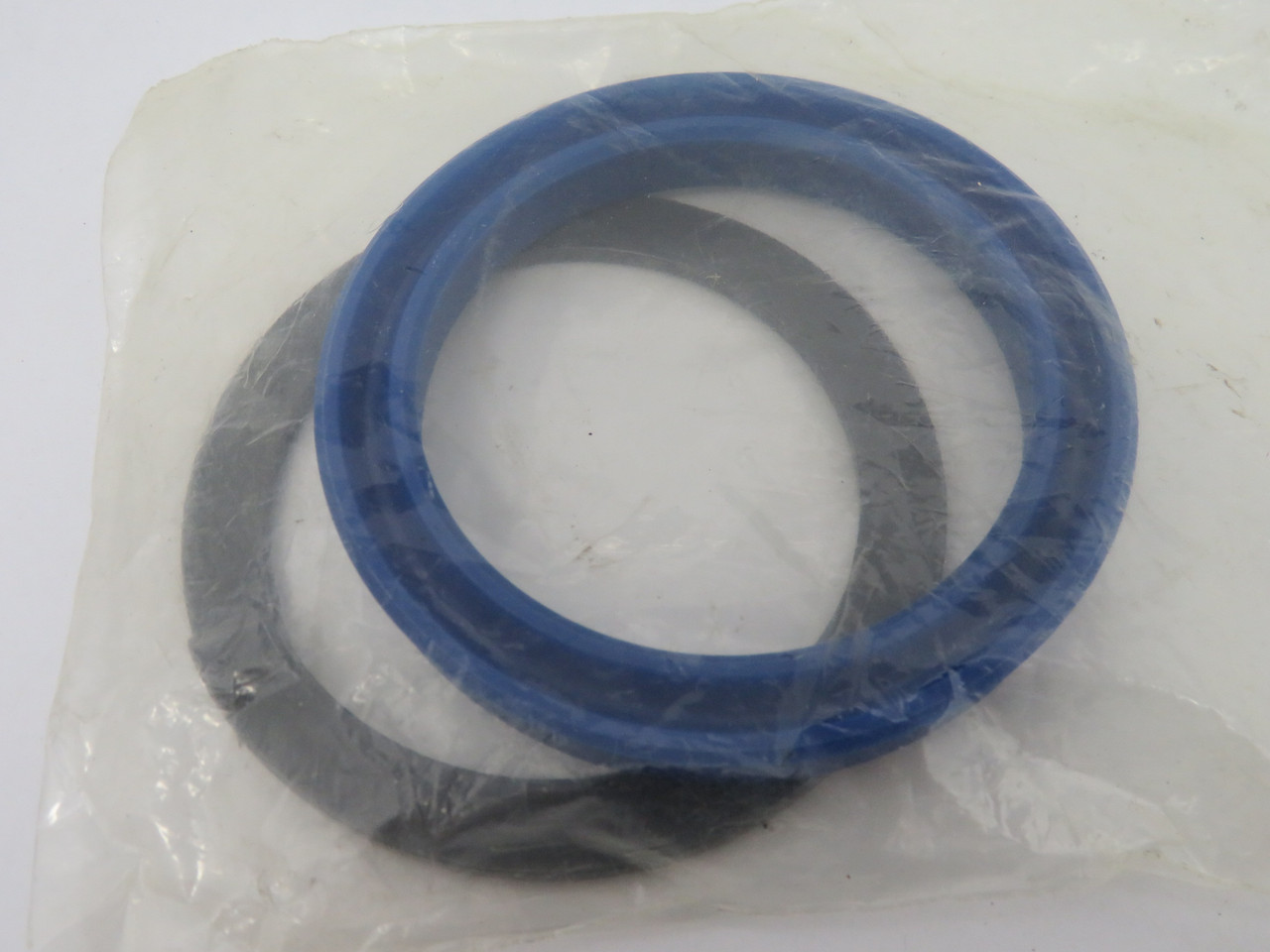 Hallite 4602500 Polyurethane Rod/Piston Seal 90mmOD 70mmID 12mmW NWB